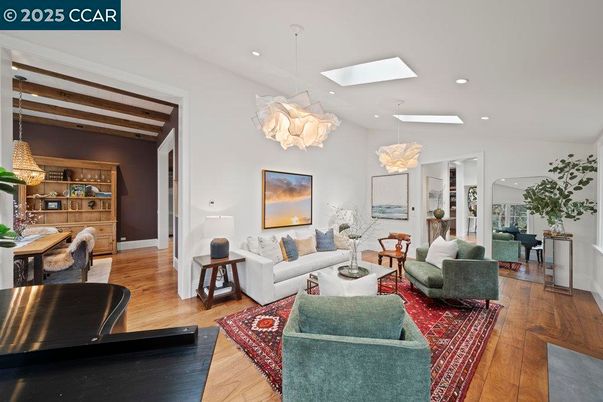 Chandelier, Interior, Living room, Pendant Lights, Recessed Lighting, Wood Texture Flooring