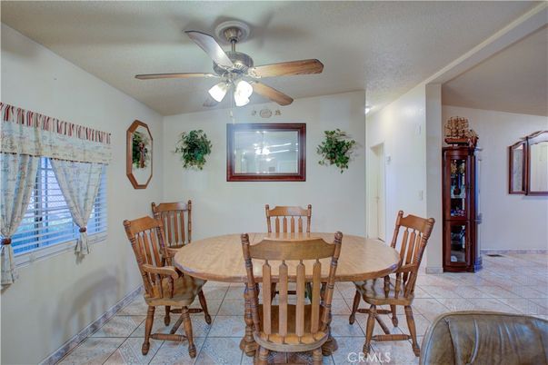 Dining room, Interior