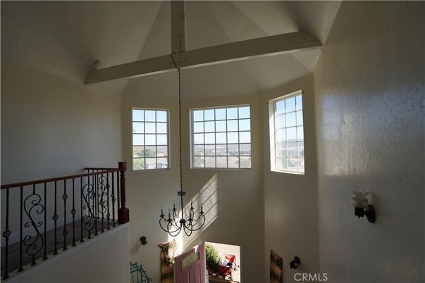 Chandelier, Interior