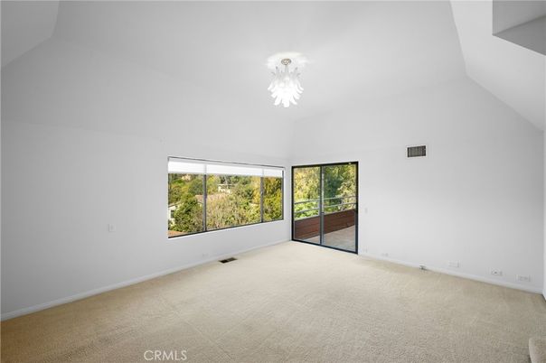 Chandelier, Empty room, Interior