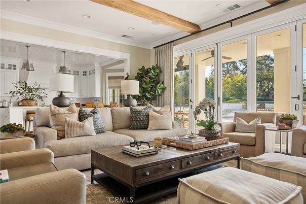 Interior, Living room, Pendant Lights, Recessed Lighting, Wooden Beams