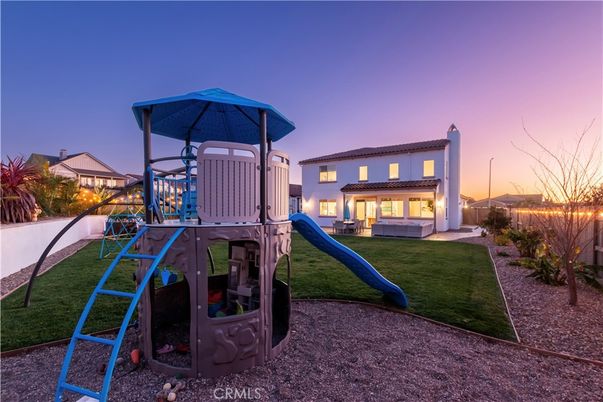 Backyard, Exterior, Playground