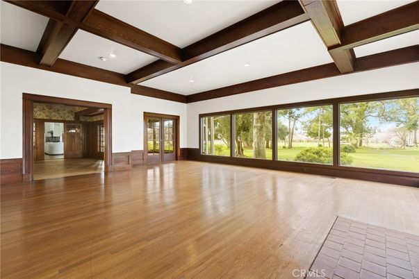 Empty room, Interior, Recessed Lighting, Wooden Beams, Wood Texture Flooring