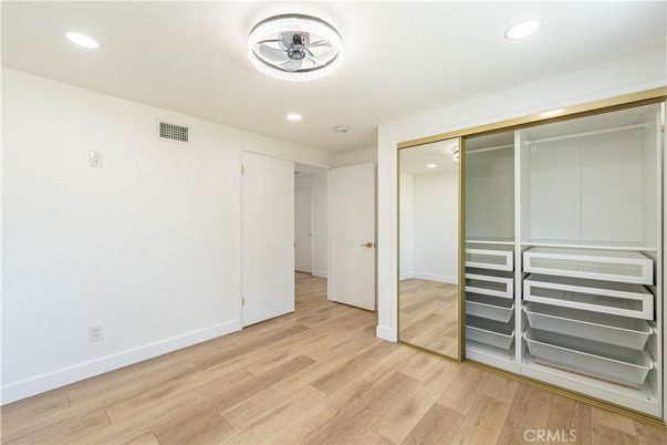 Empty room, Interior, Recessed Lighting, Walk-in Closets, Wood Texture Flooring