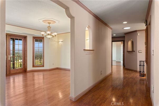 Chandelier, Empty room, Interior, Recessed Lighting, Wood Texture Flooring
