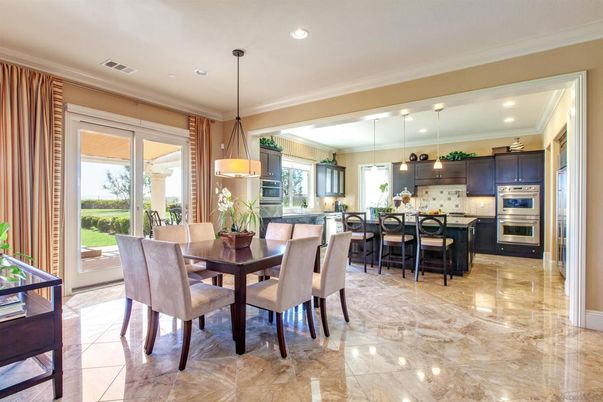 Dining room, Interior, Kitchen, Pendant Lights, Recessed Lighting, Stainless Steel Appliances