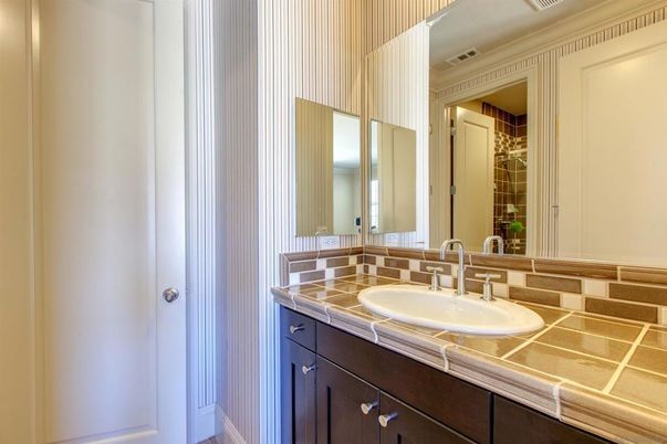 Bathroom, Interior, Tile Countertops