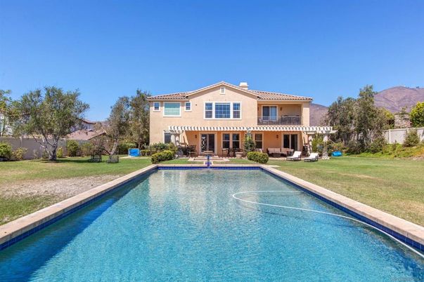 Backyard, Exterior, Pool
