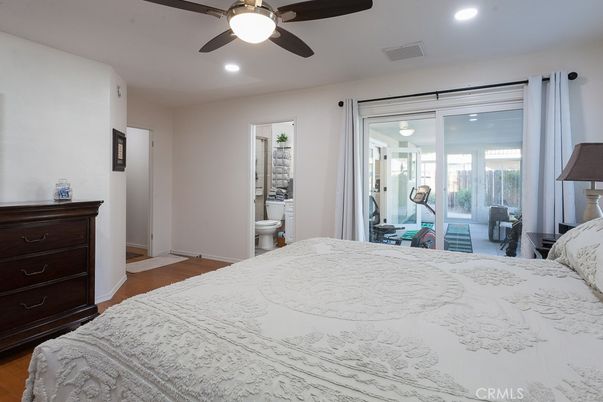 Bathroom, Bedroom, Interior, Recessed Lighting, Wood Texture Flooring