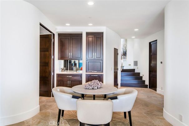 Dining room, Interior, Recessed Lighting