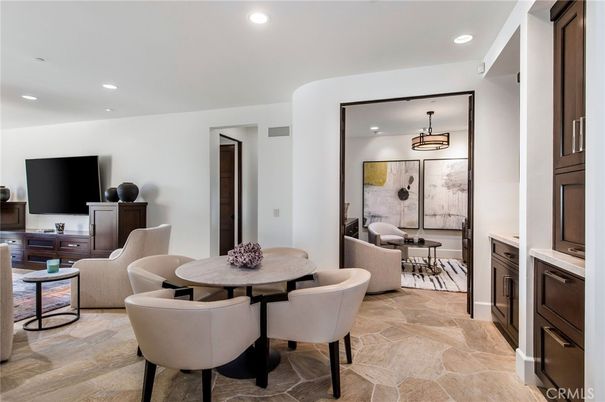 Dining room, Interior, Living room, Pendant Lights, Recessed Lighting