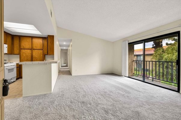 Empty room, Interior, Kitchen, Recessed Lighting, Tile Countertops