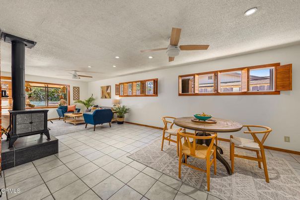 Dining room, Interior, Living room, Recessed Lighting