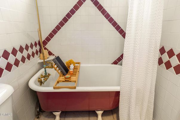 Bathroom, Free Standing Baths, Interior