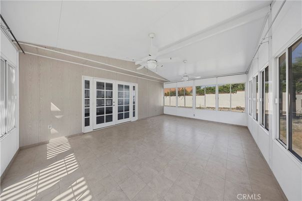 Empty room, Interior, Sun Room, Water