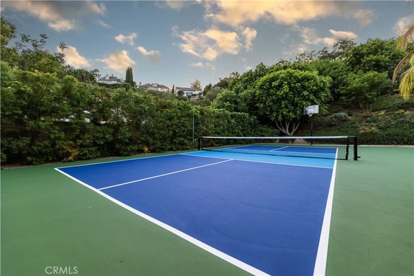 Exterior, Tennis Courts