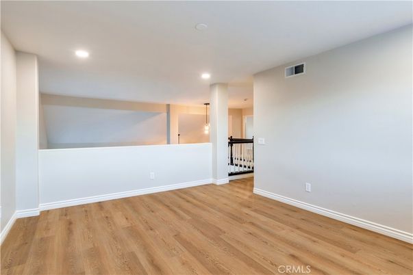 Empty room, Interior, Pendant Lights, Recessed Lighting, Wood Texture Flooring