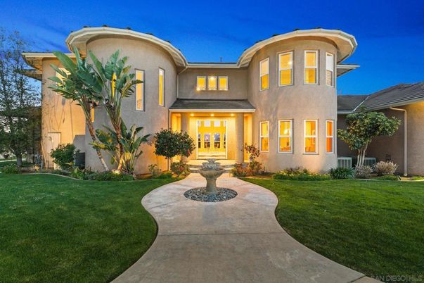 Backyard, Exterior, Facade, Mediterranean
