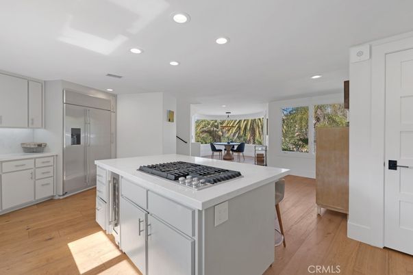 Dining room, Interior, Kitchen, Recessed Lighting, Stainless Steel Appliances, Wood Texture Flooring