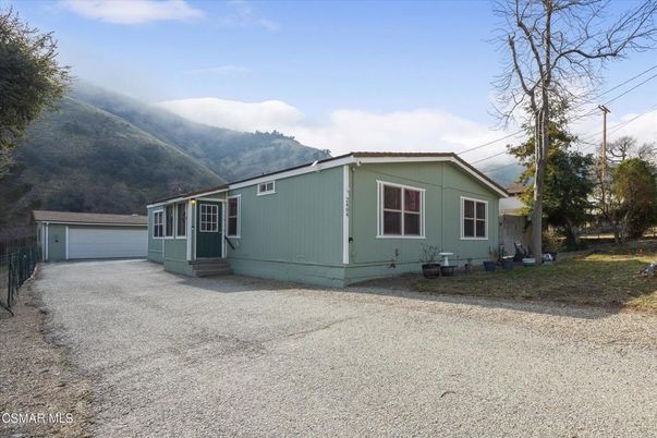 Backyard, Detached Garage, Exterior