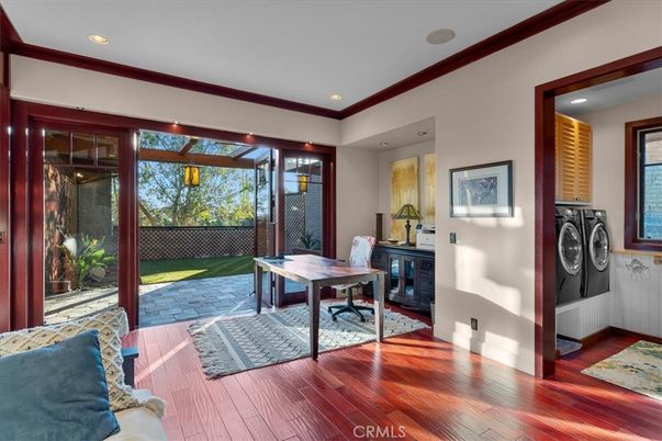 Home Office, Interior, Recessed Lighting, Washer, Wood Texture Flooring