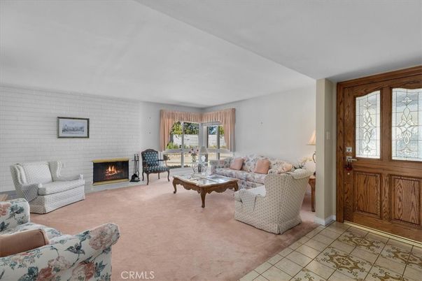 Fireplace, Interior, Living room
