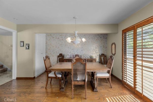 Chandelier, Dining room, Interior, Wood Texture Flooring