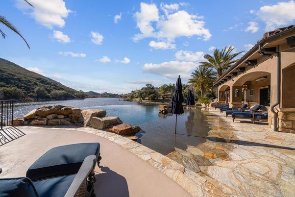 Exterior, Pool, Water