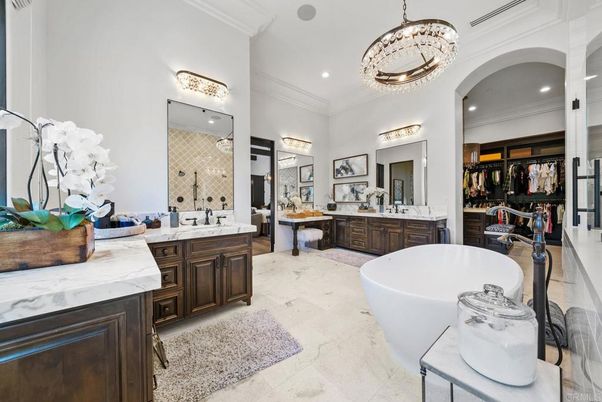 Bathroom, Dual Sink Vanities, Free Standing Baths, Interior, Pendant Lights, Recessed Lighting