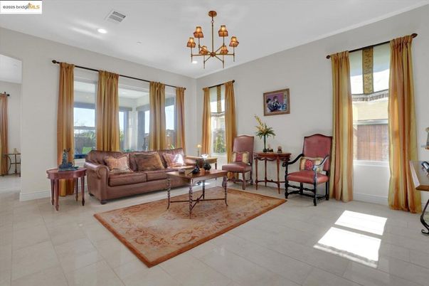 Interior, Living room, Pendant Lights, Recessed Lighting