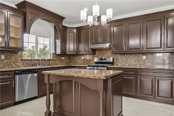 Chandelier, Interior, Kitchen