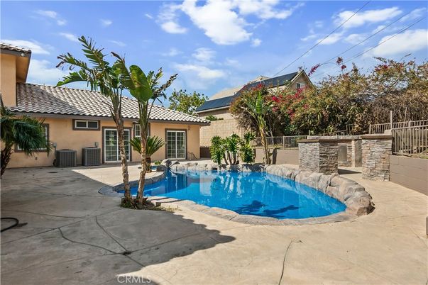 Exterior, Pool, Solar Panels