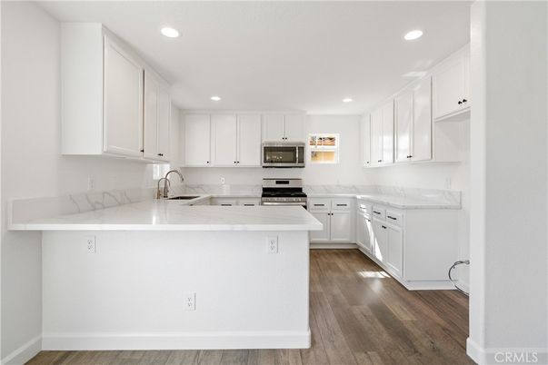 Interior, Kitchen, Recessed Lighting, Wood Texture Flooring