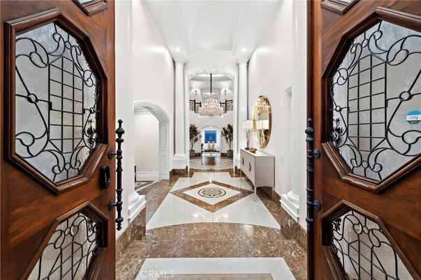 Chandelier, Interior, Recessed Lighting
