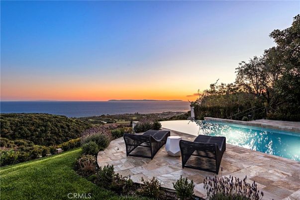 Exterior, Pool, Water
