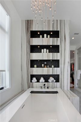 Bathroom, Interior, Recessed Lighting
