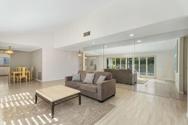 Dining room, Interior, Living room, Pendant Lights, Recessed Lighting, Wood Texture Flooring