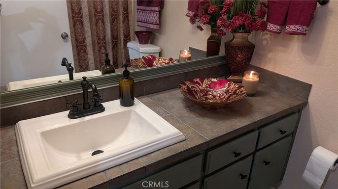 Bathroom, Interior, Tile Countertops