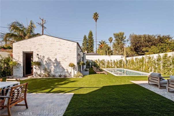 Backyard, Exterior, Pool
