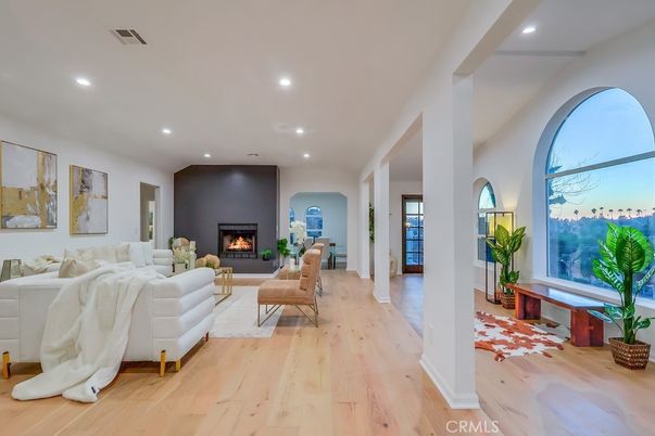 Fireplace, Interior, Living room, Recessed Lighting, Wood Texture Flooring
