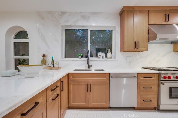 Interior, Kitchen, Marble Walls, Stainless Steel Appliances