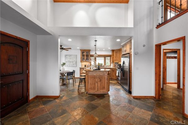 Dining room, Interior, Kitchen, Pendant Lights, Recessed Lighting, Stainless Steel Appliances