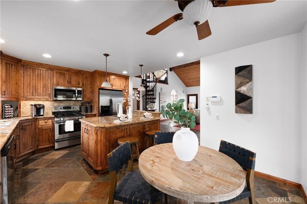 Dining room, Interior, Kitchen, Pendant Lights, Recessed Lighting, Stainless Steel Appliances