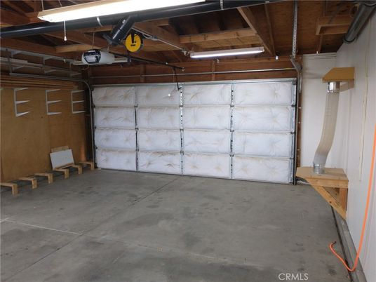 Garage, Interior, Wooden Beams