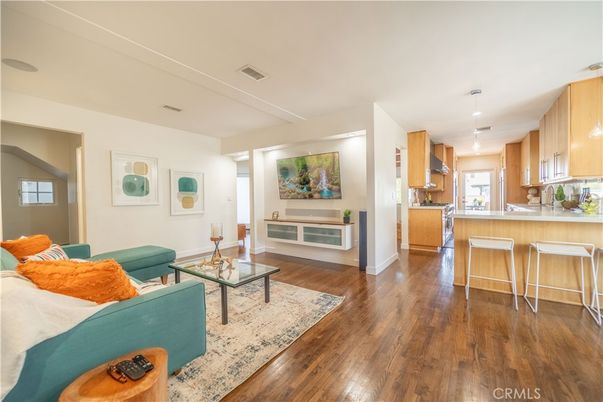 Interior, Kitchen, Living room, Pendant Lights, Wood Texture Flooring