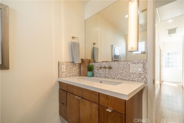 Bathroom, Interior, Recessed Lighting, Wood Texture Flooring