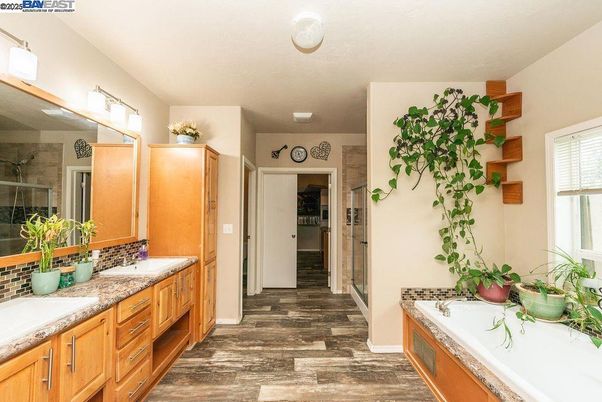 Bathroom, Interior, Wood Texture Flooring