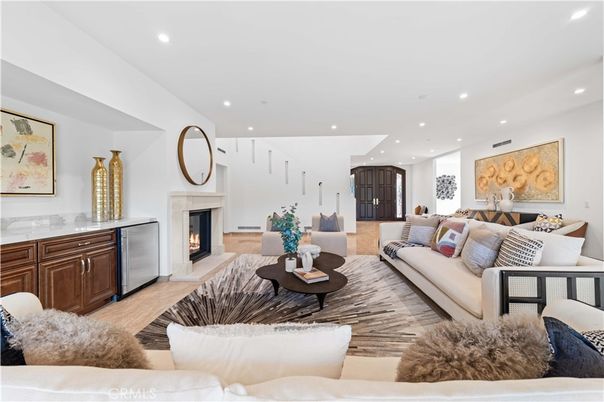 Fireplace, Interior, Living room, Recessed Lighting