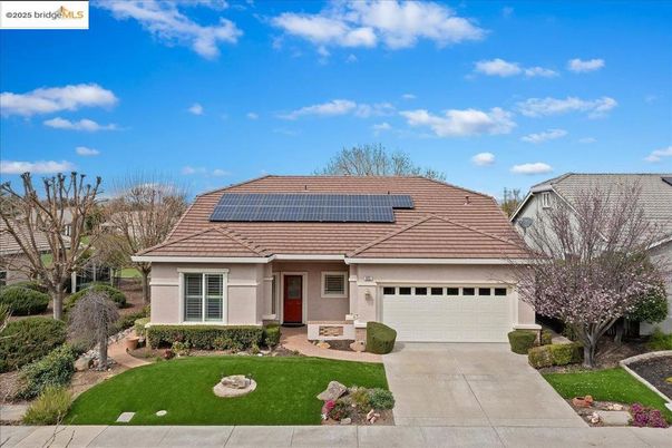Attached, Exterior, Facade, Solar Panels, Mediterranean