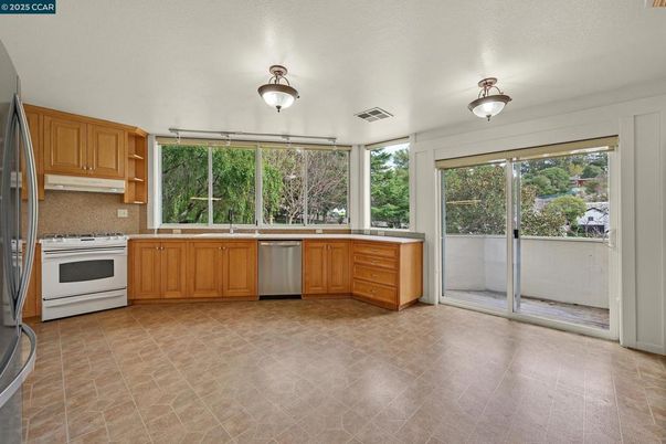 Interior, Kitchen, Stainless Steel Appliances
